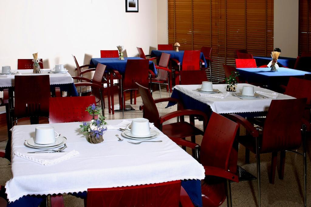 Hotel Paulo VI Rio Maior Luaran gambar